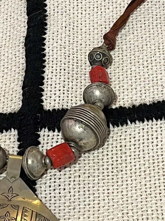 Tuareg necklace, Engraved silver round Pendant ne… - image 3