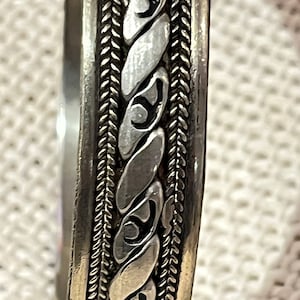 Karen Hill Tribe Silver Bangle, Mens Silver Bracelet, Unisex Karen Hill Tribe Silver Bangle, Mens Silver Bracelet, Unisex