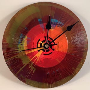 Spin Art 45 Record Clock
