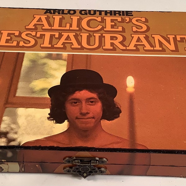 Arlo Guthrie Album Cover Box “Alice’s Restaurant”