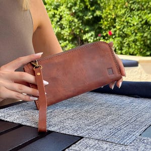 Brown Continental - Full Grain Leather Zipper Wallet