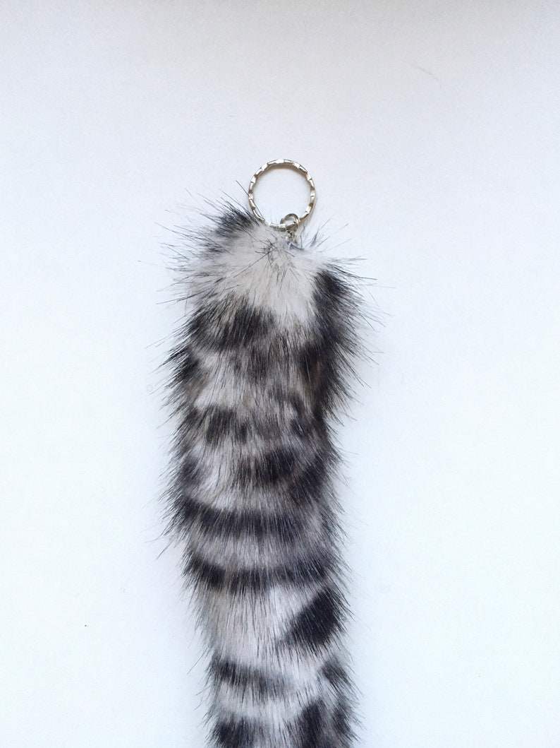 Handmade UK 43cm 16" Snow Leopard Faux Fake Fur Fake Animal Tail Large Keyring Keychain! *Made to order* image 6