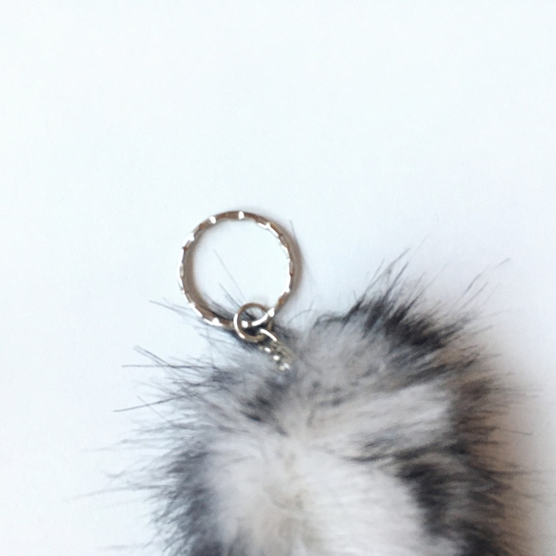 Handmade UK 43cm 16" Snow Leopard Faux Fake Fur Fake Animal Tail Large Keyring Keychain! *Made to order* image 7