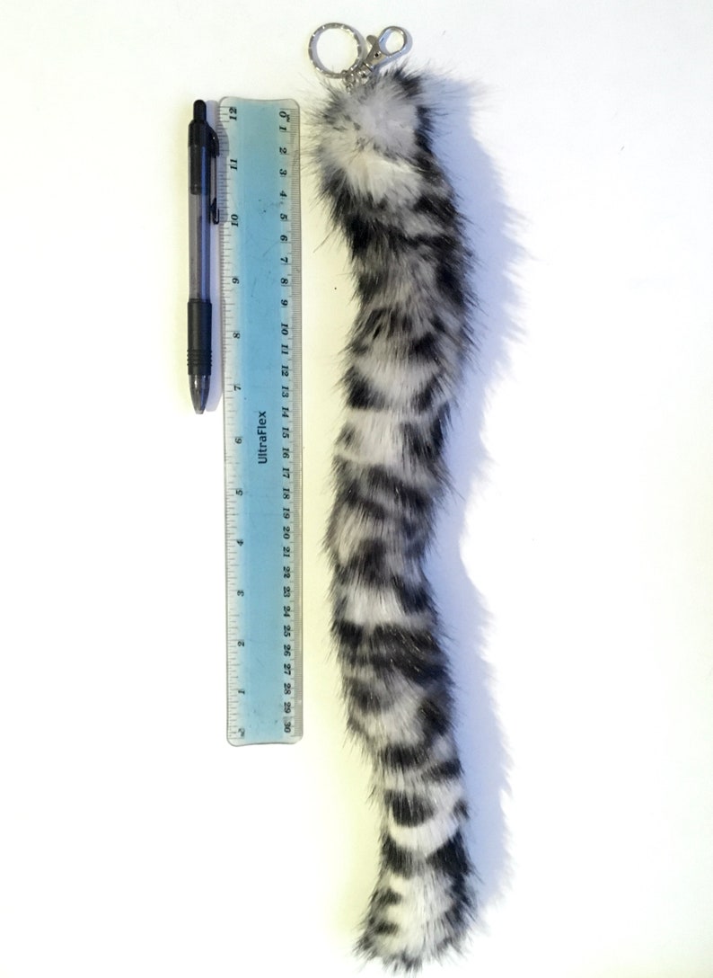 Handmade UK 43cm 16" Snow Leopard Faux Fake Fur Fake Animal Tail Large Keyring Keychain! *Made to order* image 3