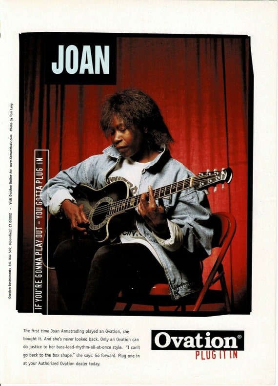 What Electric Guitar Does Joan Armatrading Play