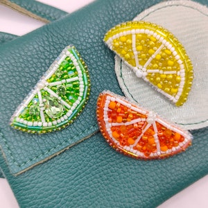 Beaded Citrus Fruit Brooch – Handmade Lime, Lemon, or Orange Slice Pin – Bead Embroidery Jewelry – Summer Accessory Gift Idea
