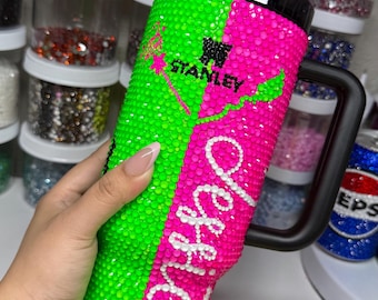 Vaso Stanley personalizado de 40 oz con diseño Wicked (Pre-ordena)