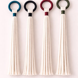 Minimal Macrame Wall Hanging – Handmade Fiber Art