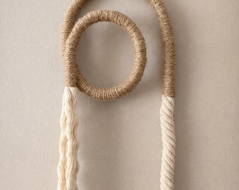 Arazzo da parete in macramè neutro, decorazione da parete boho, arte in fibra minimalista