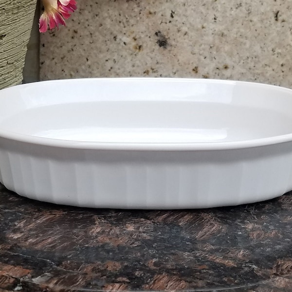 Corningware Frost White Shallow Casserole