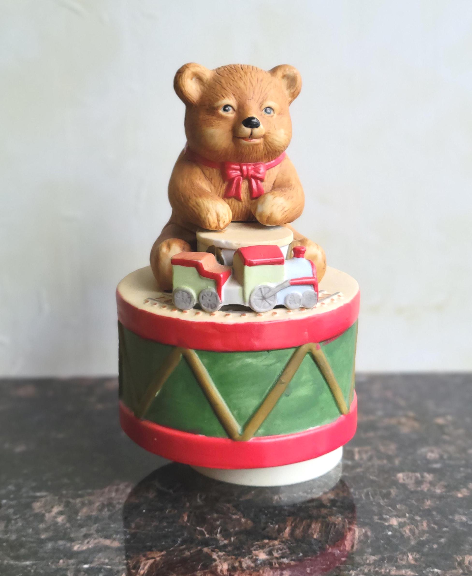 Sankyo Silent Night Music Box - Etsy