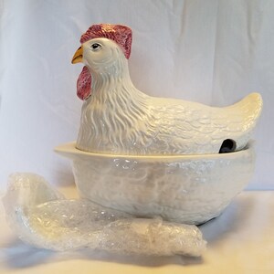 White Hen/Chicken Vintage SOUP TUREEN w/Soup Ladle/Made in Italy image 2