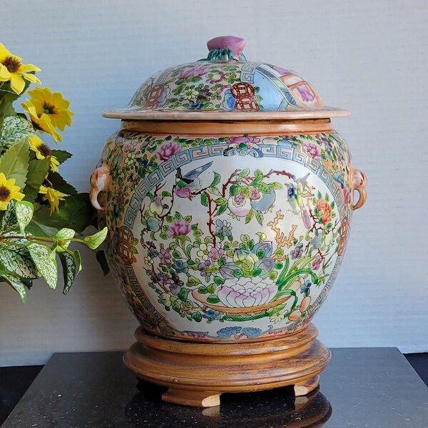 Vintage Asian Chinoiserie China Cover Ginger Jar - 9"H