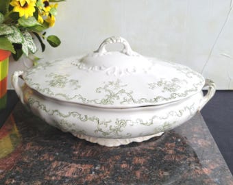 JHW & Sons Hanley England Semi-Porcelain Covered Casserole Dish / Vegetable Dish - 11.5"L