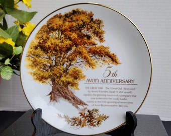 Avon 5th Anniversary  " The Great Oak" - 8.5"D