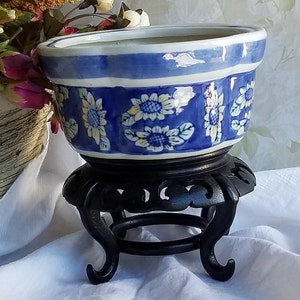 Oriental Ceramic Flower Planter Pot Blue Background w/Yellow Sunflower Pattern.