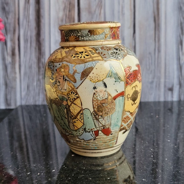 Japanese Satsuma Vase - 5"H