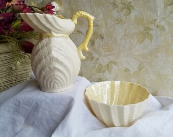 Belleek Novello Sugar and Cream Teapot Set Duck Egg 7997 Belleek Novello Sugar and Cream Teapot Set Duck Egg 7997