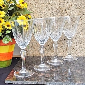 Crystal Wine Glasses/Water Goblet - Set of 4