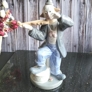 Vintage Porcelain Porcelana De Cuernavaca Musician Clown/Made in Mexico