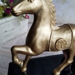 Imperial Holy Horse Figurine Gold Tone 御神馬 / 日光東照宮 Nikko Toshogu Shrine image 4