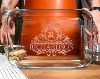 Cacerola personalizada con nombre de familia, fuente de vidrio personalizada, fuente para hornear grabada, regalo de inauguración de casa, fuente para tarta de manzana