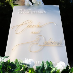 Custom Welcome Sign, Frosted Acrylic Wedding Sign, Gold Mirror Wedding Sign, 3D Double layered Wedding Reception Signage, Wedding Decoration