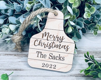 Merry Christmas Cow Tag SVG File, Shiplap Cattle Christmas Ornament SVG Download, Glowforge Laser Ornament svg, Personalized 2022 Christmas