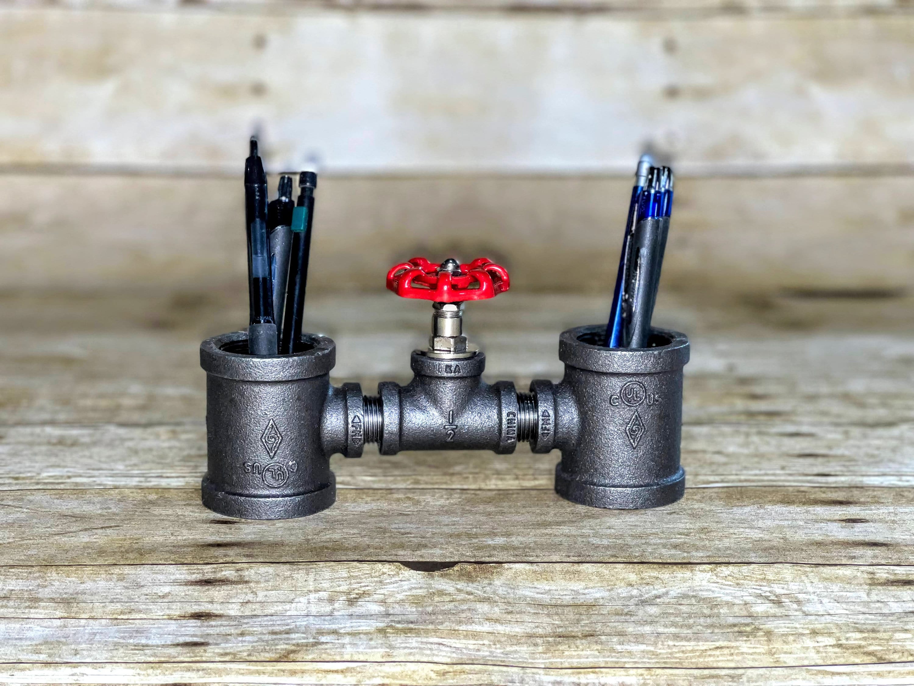 Industrial Pipe Pen Holder With Red Valve/ Industrial Pipe Desk
