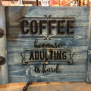 Planche à nouilles/housse de réchaud - Du café car il est difficile de vieillir à l'âge adulte