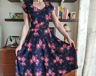 Floral Dress, Sweetheart Neckline, Flared Dress, Blue & Pink Floral, Swing Dress, Vintage Style, 1950s, Handmade, Small Size