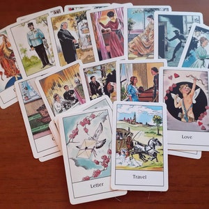 Lectura de cartas y libro del tarot gitano. Un bonito regalo para cualquier ocasión.