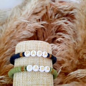 Pulsera personalizable para hombre - Pulsera de cuentas Heishi para personalizar (nombre / palabra / mantra / iniciales) - letras doradas