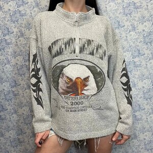 Vintage Trui Biketoberfest Y2K Daytona Beach USA Made 2000 Fuzzy Lining Mock Neck Pullover Long Sleeved Quarter Zip Grijs Grunge Americana