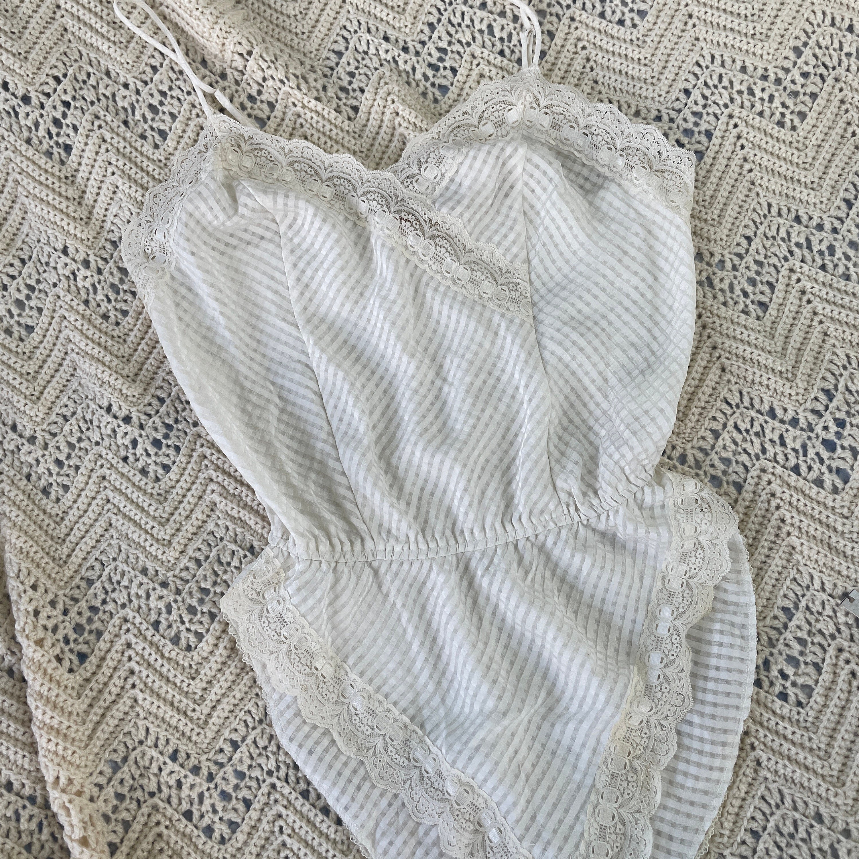Vintage Teddy Romper High Cut Thigh 90s Scalloped Lace Trim Bridal One ...