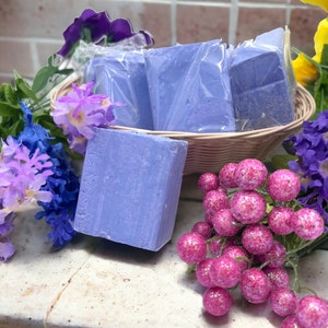 Natural Blueberry Soap ( 4 PIECES)  Nourish and Revitalize: Pamper Your Skin with Natural Blueberry Soap