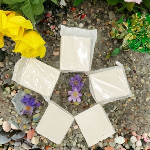 Handmade Traditional Pure Soap ( 4 PİCES ) - For Oily Skin. You will feel real cleaning when you take a bath with this soap.