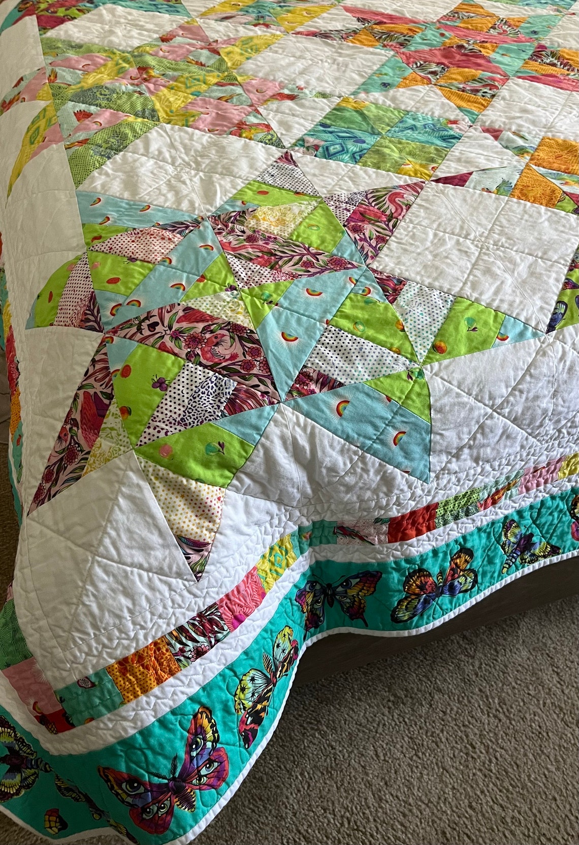 Colorful, Handmade QUILT/ Throw Quilt / Colorful / Tula Pink Fabrics Daydreamer / Dashing Stars