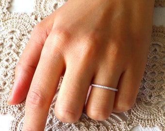 CZ Beautiful Pave Set Right Hand Ring 24mm Rhodium Plated Sterling Silver Flowing Illusion Design CZ Beautiful Pave Set Right Hand Ring 24mm Rhodium Plated Sterling Silver Flowing Illusion Design