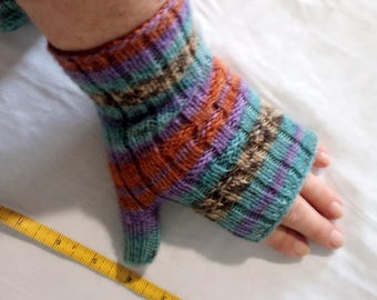 Mittens fingerless hand knitted one of a kind 1990's