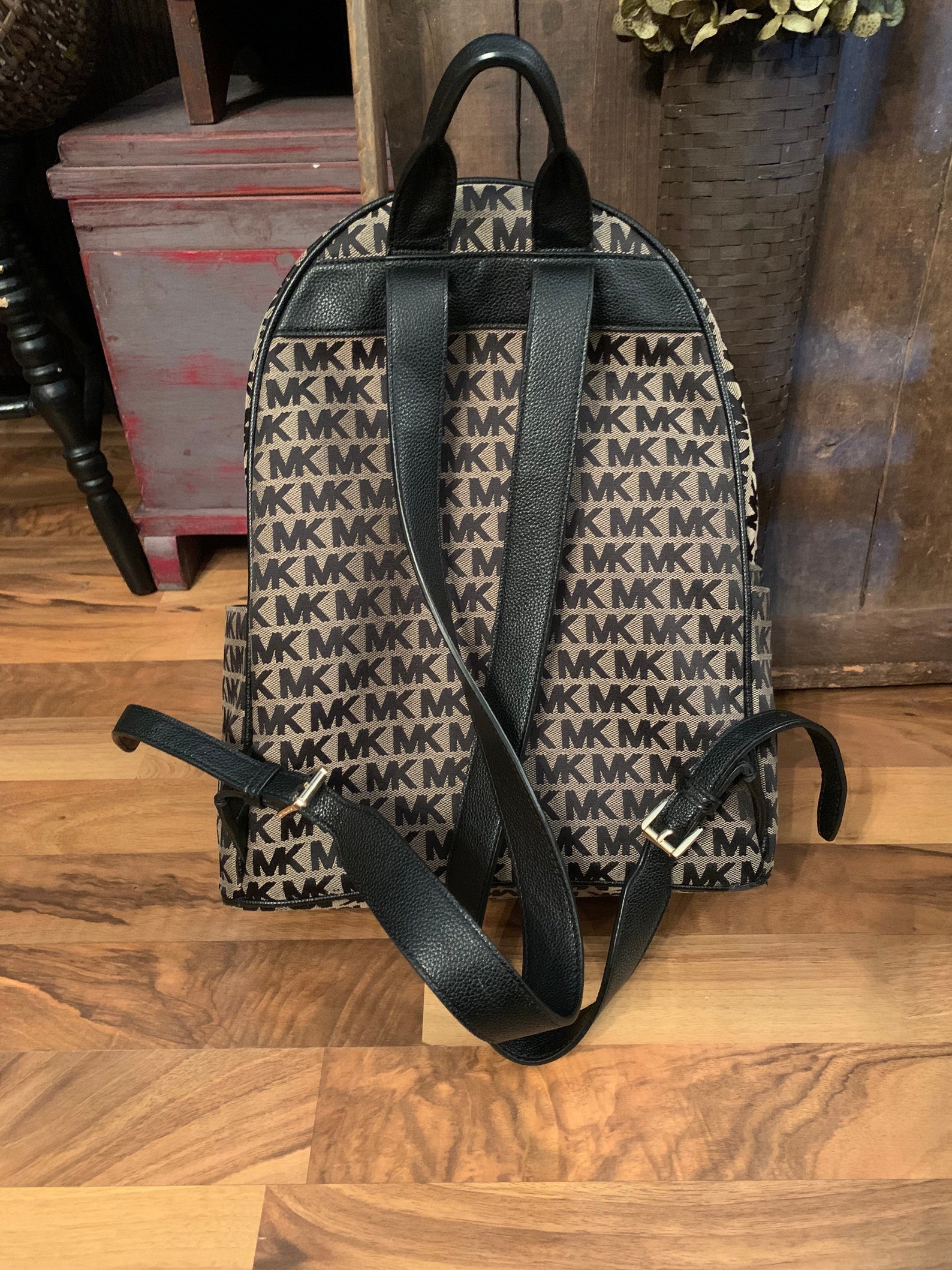 michael kors bookbag