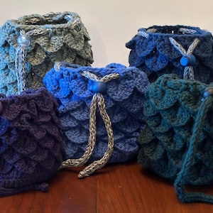 Dragon Scale Dice Bag Mehrere Farben und Größen erhältlich