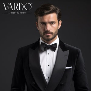Black Velvet Dinner Jacket: Men&#39;s Formal Suit Coat