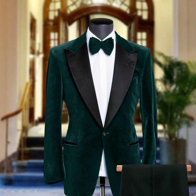 Mens Classic Velvet Smoking Jacket Tuxedo Dinner Jacket in Dark Hunter Green