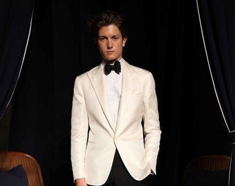 Suits for men / Ivory tuxedo dinner Blazer/Jacket/Coat for Men