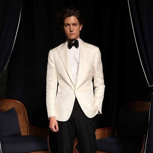 Suits for men / Ivory tuxedo dinner Blazer/Jacket/Coat for Men