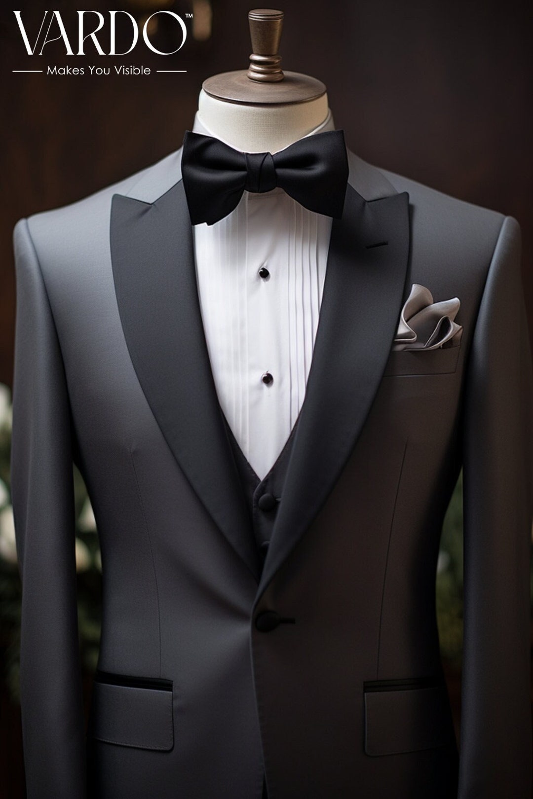Classic Dark Grey Tuxedo Suit for Men Elegant Formal Wedding Attire Tailored Suit the Rising Sun
