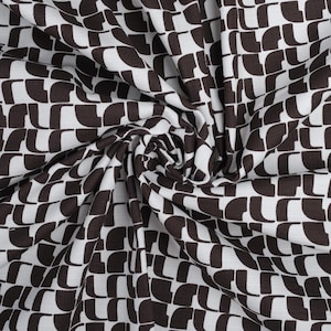 Italian Cotton Jacquard Fabric – Black & White Graphic Print | Structured Stretch Cotton for Suits, Jackets, Skirts