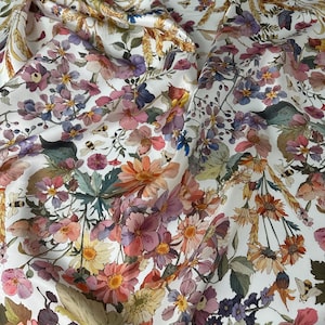 Luxury Italian Silk Fabric - Designer Fabric Silk Twill Floral Print -  Soft, Glossy, Perfect for Dresses & Bridal 100% Mulberry Silk