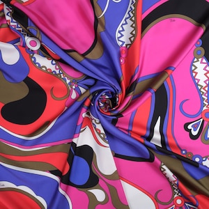 Luxury Silk Fabric for Versatile Creations - Italian Designer Fabric Silk Twill - Premium Italian Collection Fabric Panel 190 cm x 140 cm